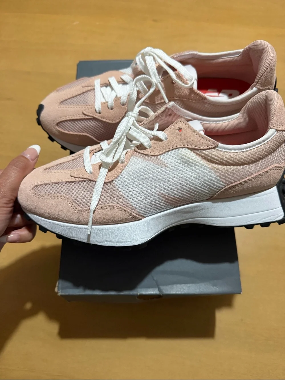 New Balance Women’s 327 Lightweight Pink Running Sneakers - Picture 2 of 6